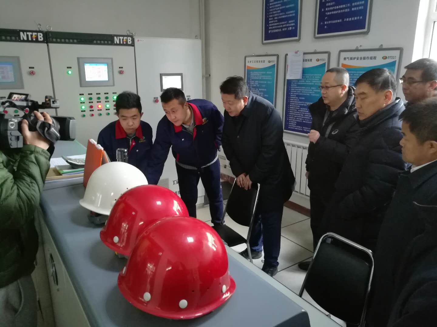 1519801428551194.jpg fileUpload.jpg